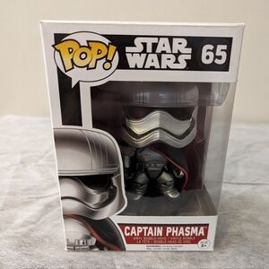 Funko Pop Vinyl: Star Wars - Captain Phasma #65